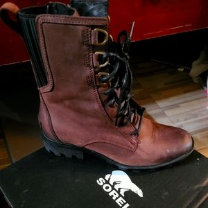 Sorel snow boots size 9.5